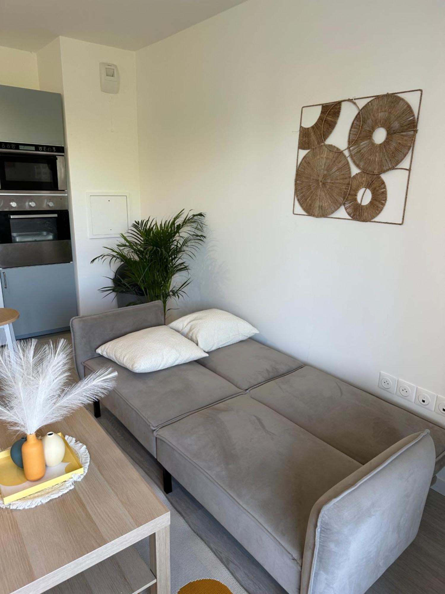 Appartement Entre Paris Et Disney Noisy-le-Grand Exteriör bild